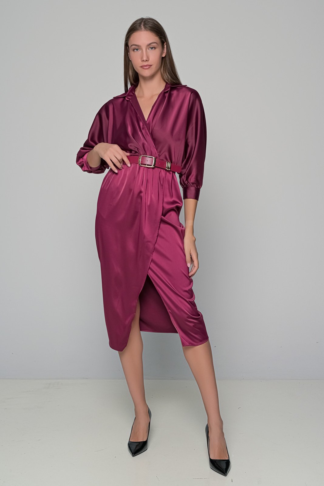 Φόρεμα maxi με γιακά