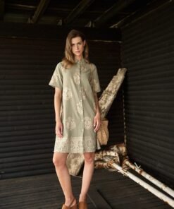 Φόρεμα με Κεντήματα