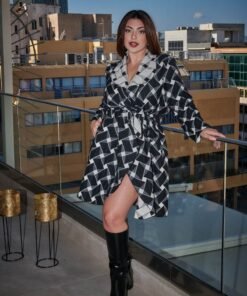 Ημίπαλτο Με Ζώνη Και Γιακά Μαύρο Εκρού Ρόμβοι